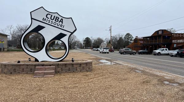Cuba Route 66 Shield Monument