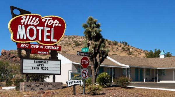 Hill Top Motel Sign