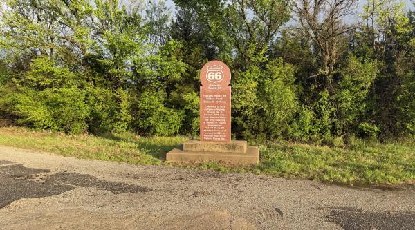 Historic Ribbon Road & Monument