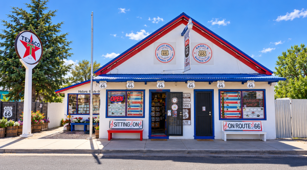 Angel’s Barbershop & Route 66 Gift Shop