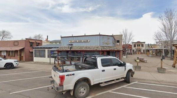 The Long Horn Saloon
