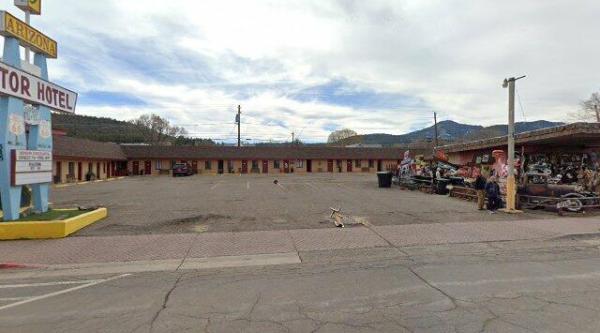 Arizona 9 Motor Hotel