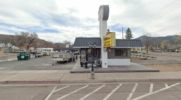 Highlander Motel