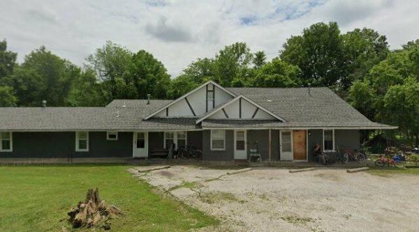Buster Brown Inn