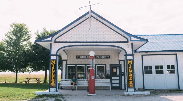 Standard Oil Gas Station (Odell)