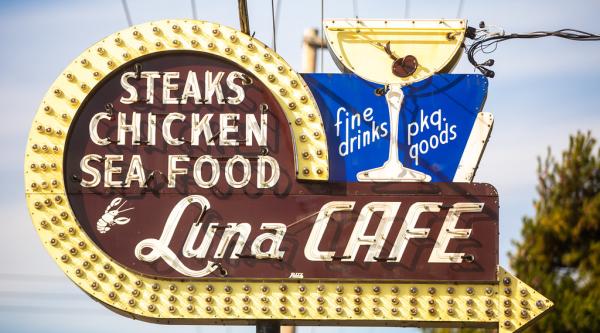Luna Cafe
