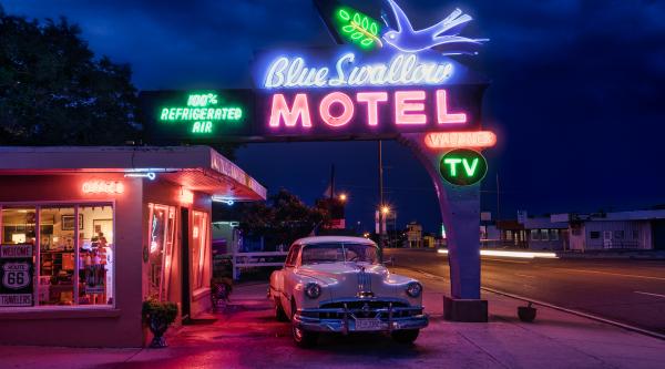 Blue Swallow Motel
