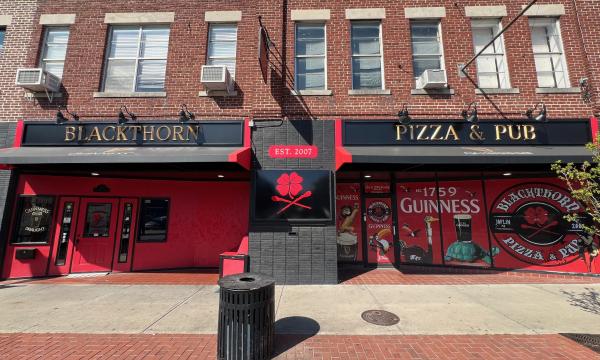 Blackthorn Pizza & Pub