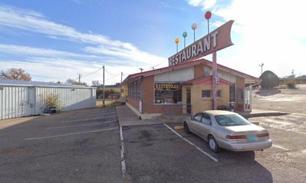 Sun 'N Sand Motel