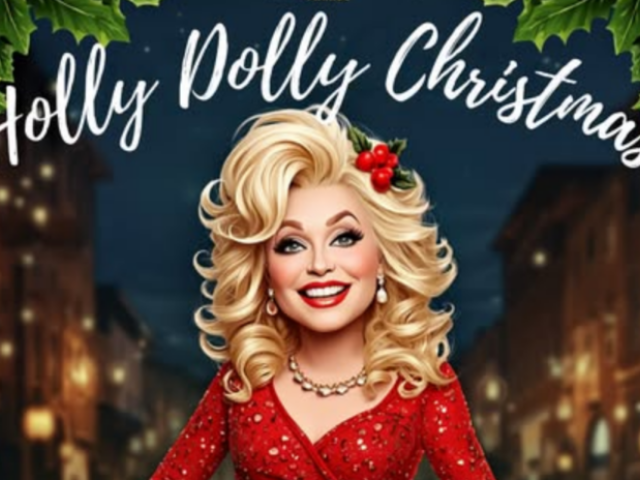 A Holly Dolly Christmas!