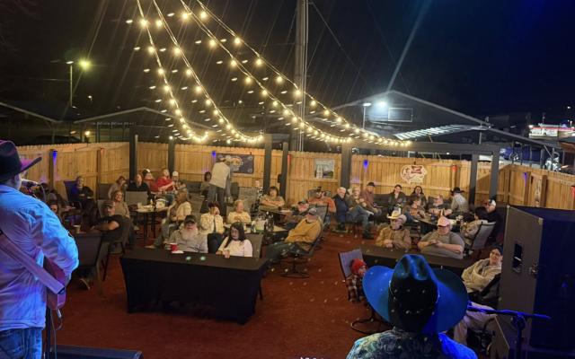 Kicks Bar and Grill