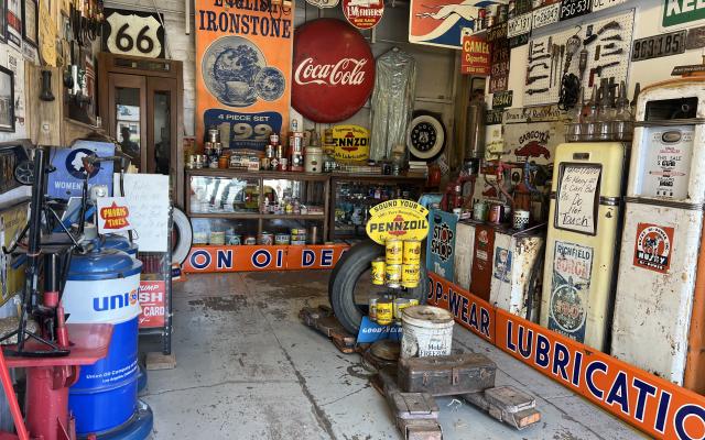 Pete's Route 66 Gas Station Museum
