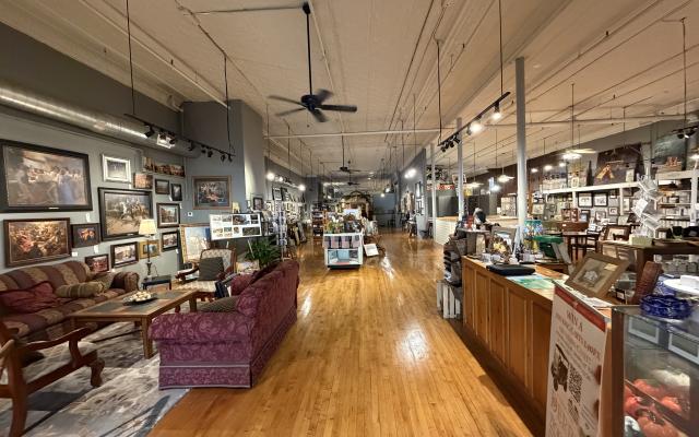 Cherry’s Art Emporium on the Square