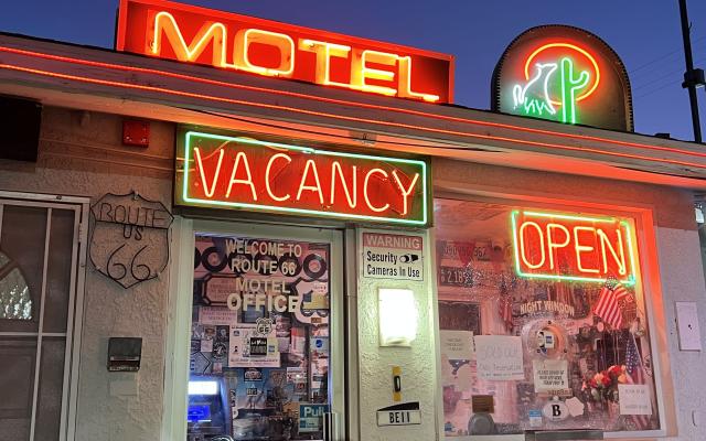 Route 66 Motel - CA
