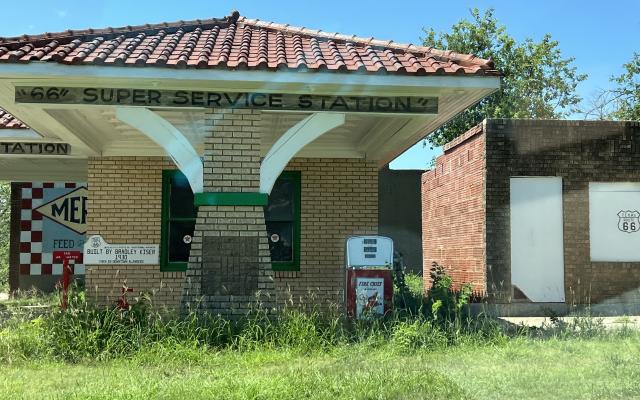 66 Super Service Station