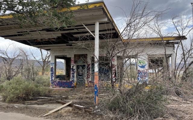 Whiting Bros Motel & Gas Station Ruins