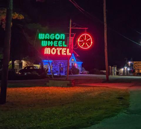 Wagon Wheel Motel