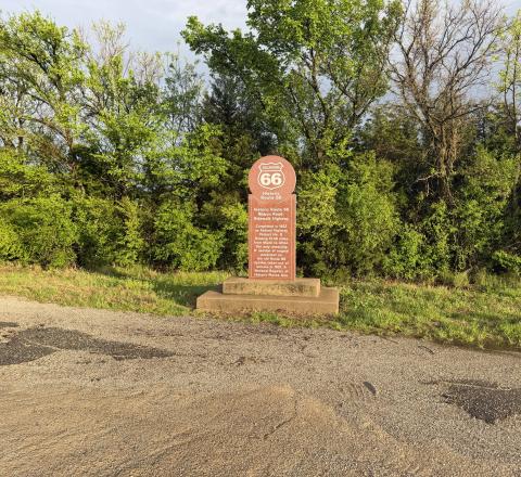 Historic Ribbon Road & Monument