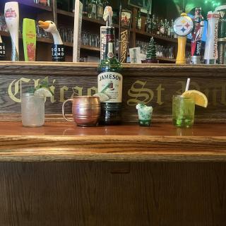Chicago Street Pub