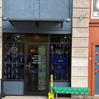 Poooh’s New and Bearly Used Resale Shop