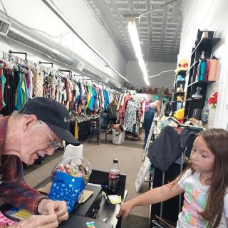 Poooh’s New and Bearly Used Resale Shop