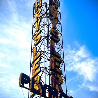 Chrysler Tower Plaza