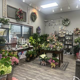Lucille’s Flowers & Gifts