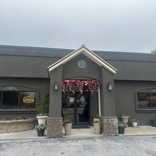 Lucille’s Flowers & Gifts