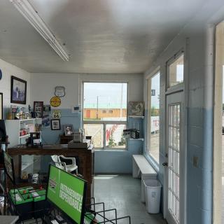Whiting Bros Gas Station (Sal & Inez's Service Station)