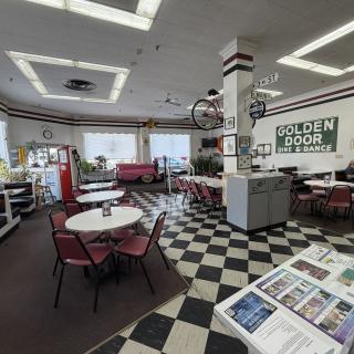 Carthage Deli & Ice Cream