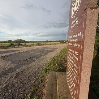 Historic Ribbon Road & Monument