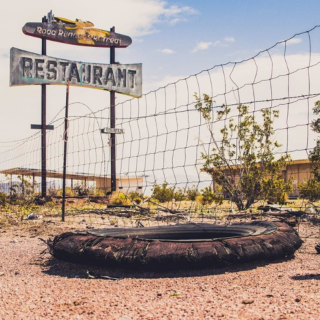 Road Runner's Retreat Sign