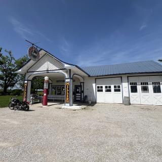 Standard Oil Gas Station (Odell)