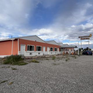 Whiting Bros Motel Sign - NM