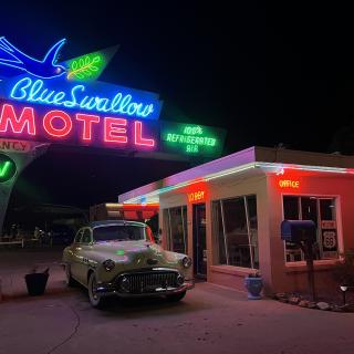 Blue Swallow Motel