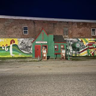 Allen's Conoco Fillin' Station