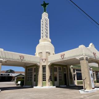 U-Drop-Inn Cafe